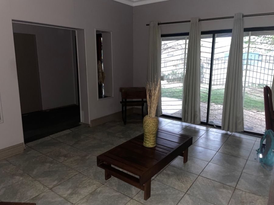 4 Bedroom Property for Sale in Odendaalsrus Free State